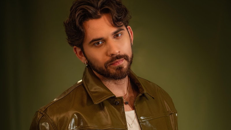 Gustavo Mioto revela planos para carreira internacional: "Projeto em Inglês"