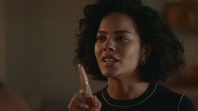 Vale Tudo: Desesperada, Maria de Fátima comete o seu primeiro crime